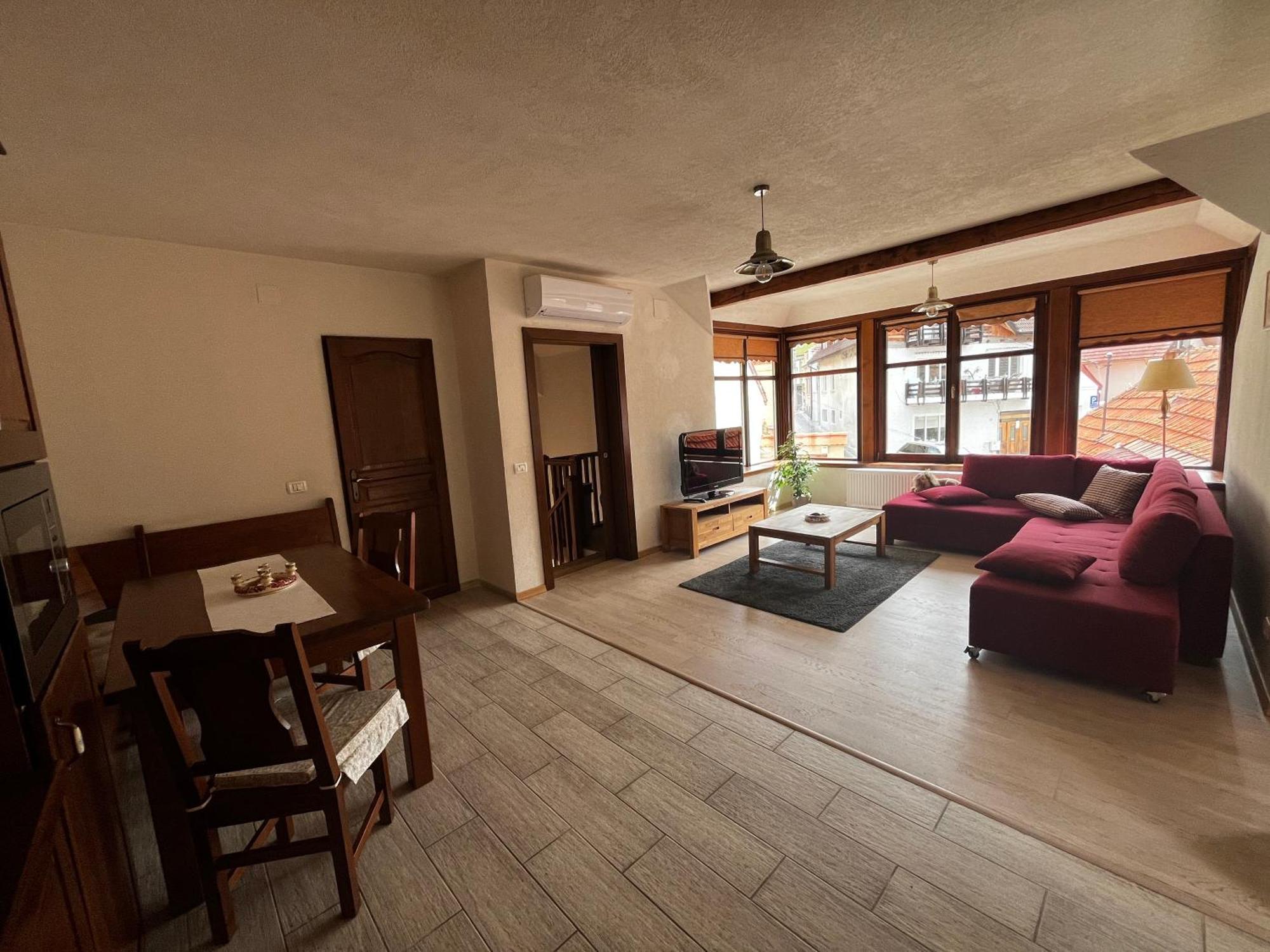 Cozy Apartment Brașov Exterior foto